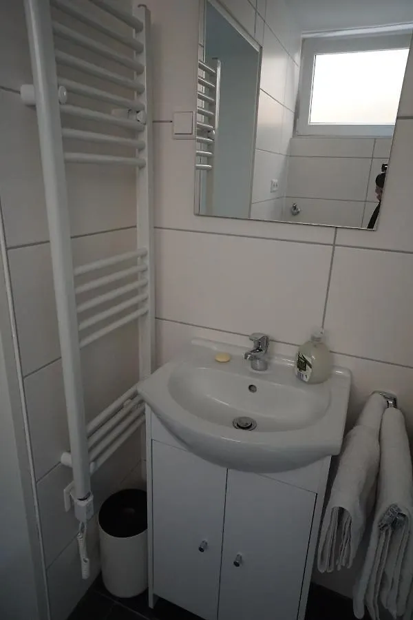 Neue Und Zentral Gelegene Wohnung In Stuttgart